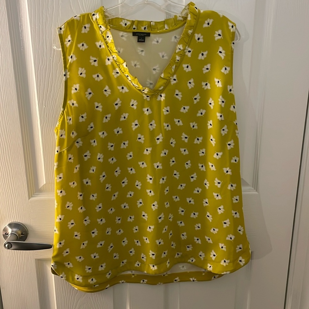 Yellow Black and White Ruffle Neck SleevelessAnn Taylor Top